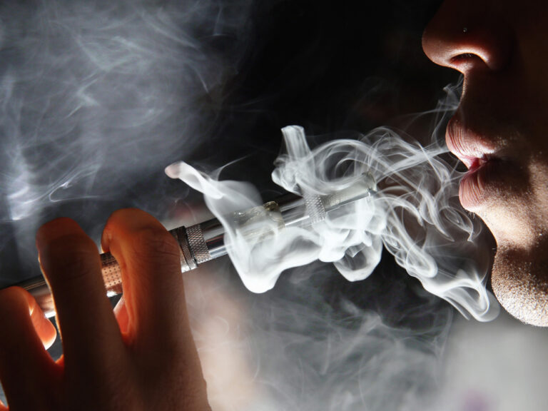 Adults think secondhand e-smoke not harmful to kids