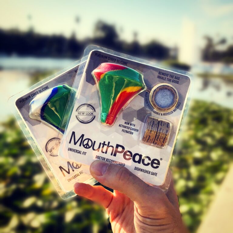 Moose Labs MouthPeace HQ The Mag